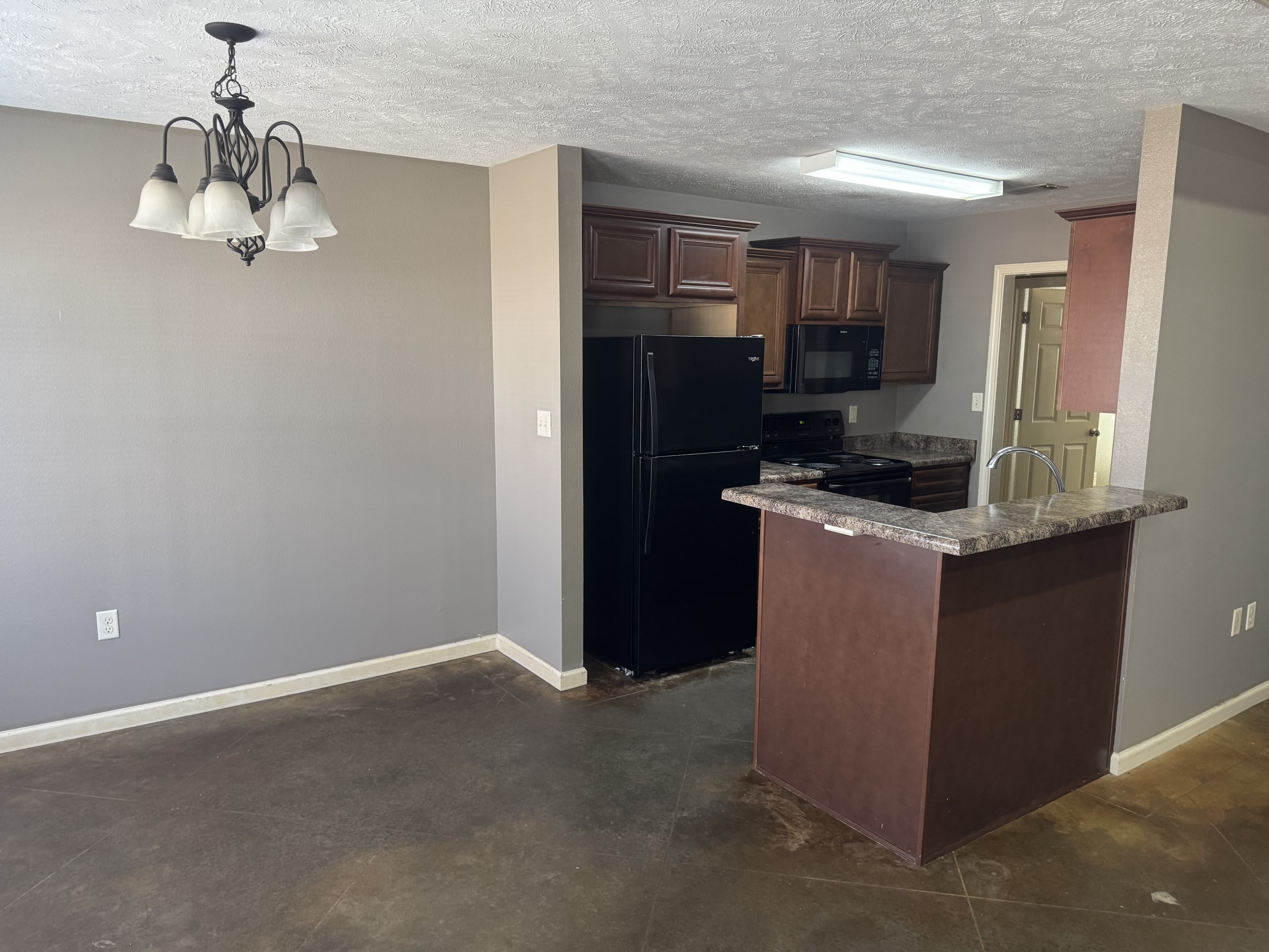 1015 Wineberry – photo 4