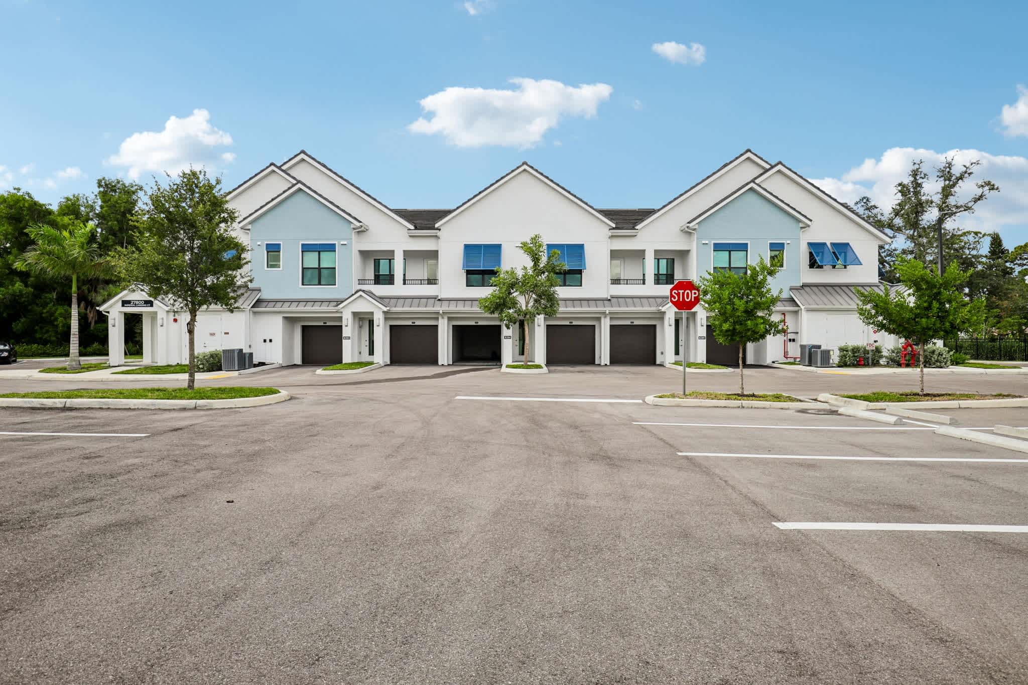 Imperial Crossing Luxury Apartment Homes – photo 3