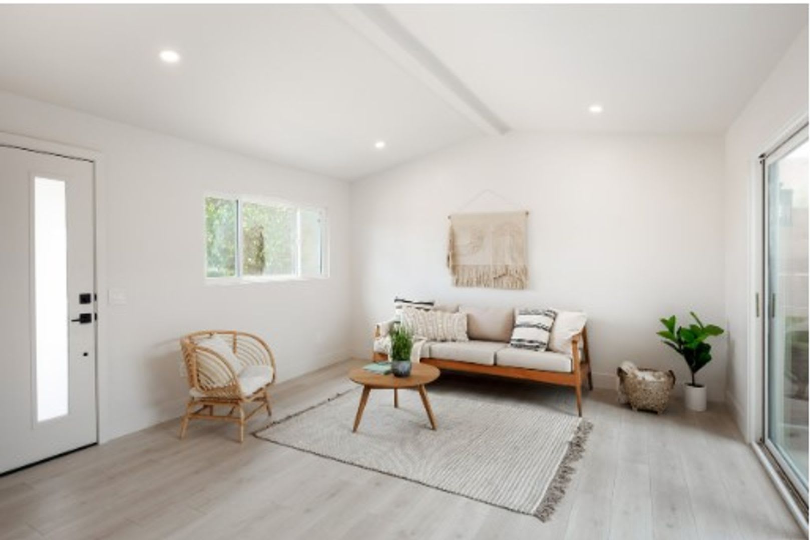 Your Dream Home For Rent – photo 5