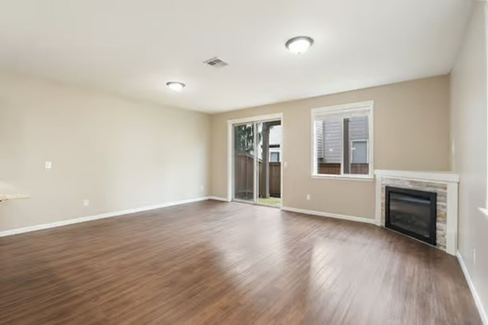 Amazing luxury home for rent!! – photo 2