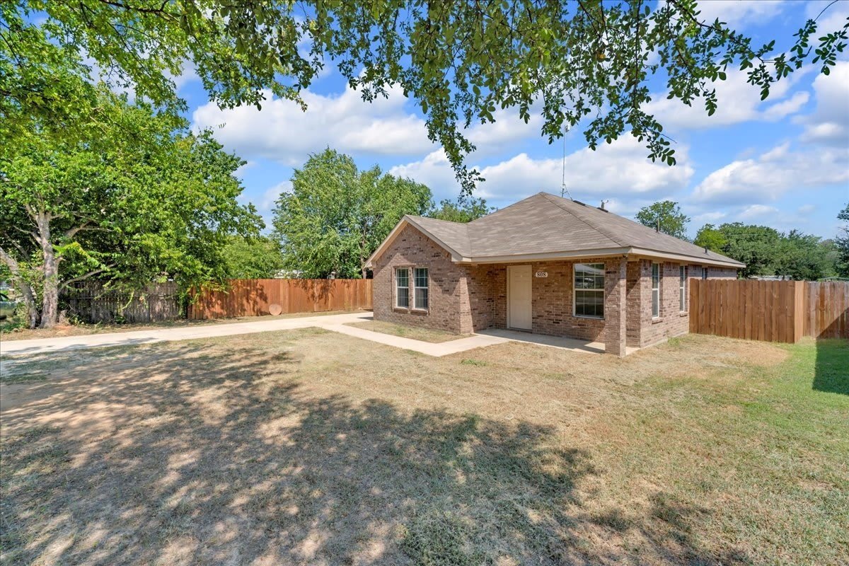 808 Sw 24Th Street – photo 3