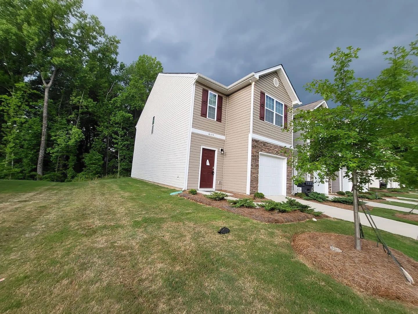 Room in 3 Bedroom Home at Guildford Hill Ln – photo 5
