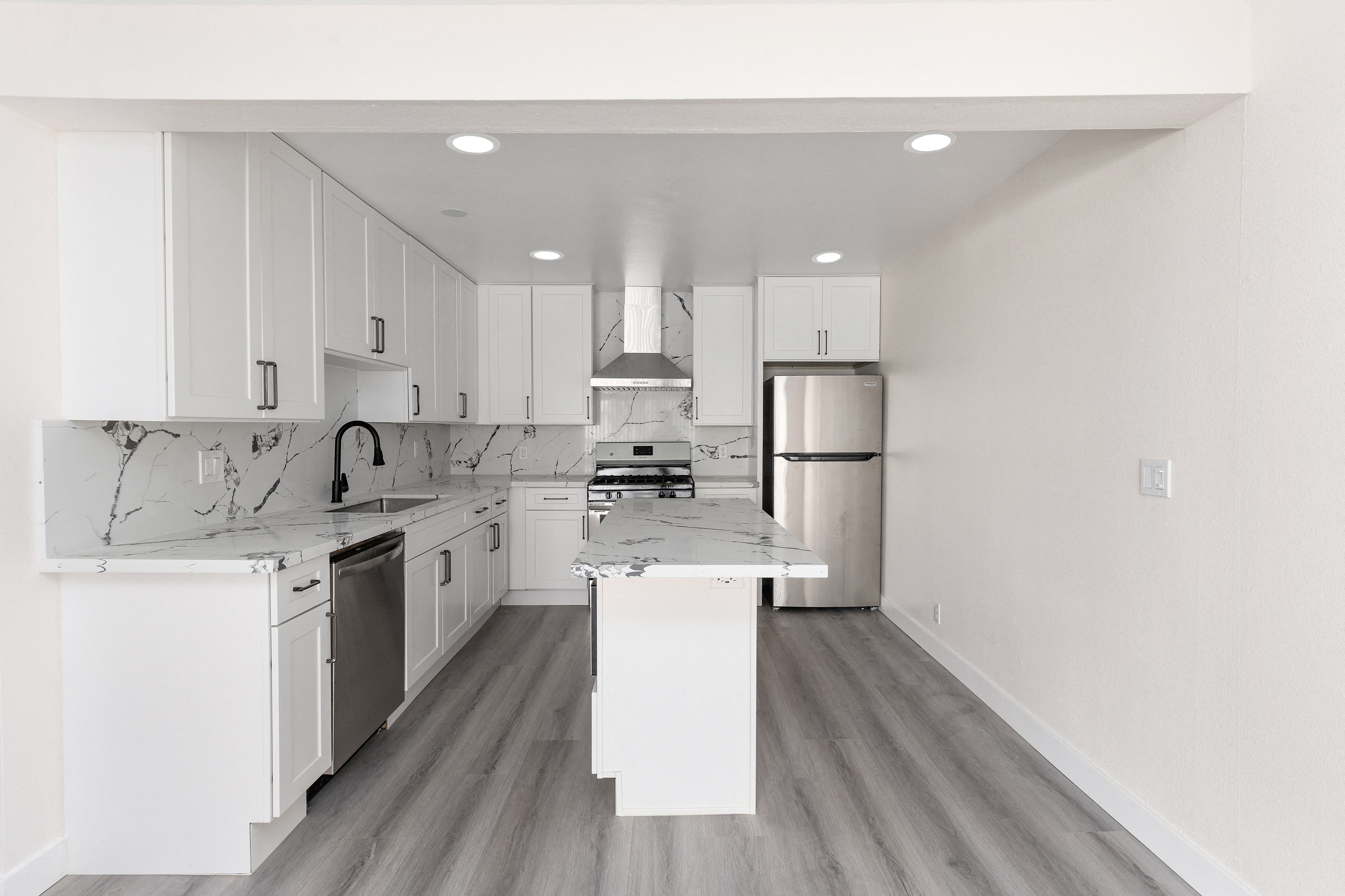 Seaview Terrace Apartments – photo 2