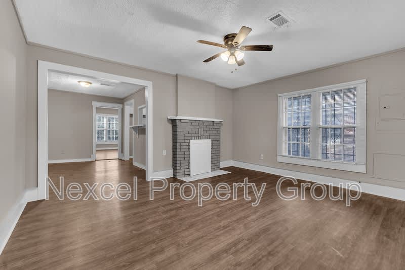 481 Marianna St. – photo 4