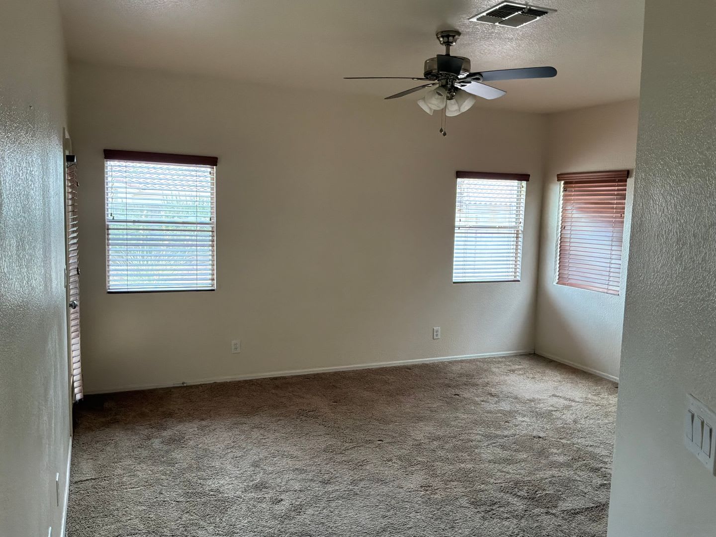 Single story 3 bedrooms – photo 4