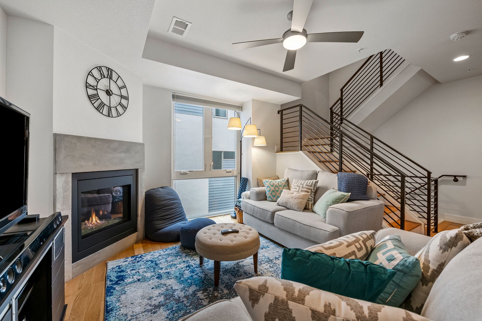 1821 Irving St Apt 104 – photo 4