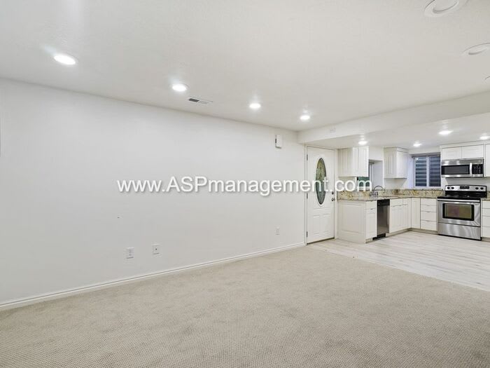 1881 South 2600 East – photo 5