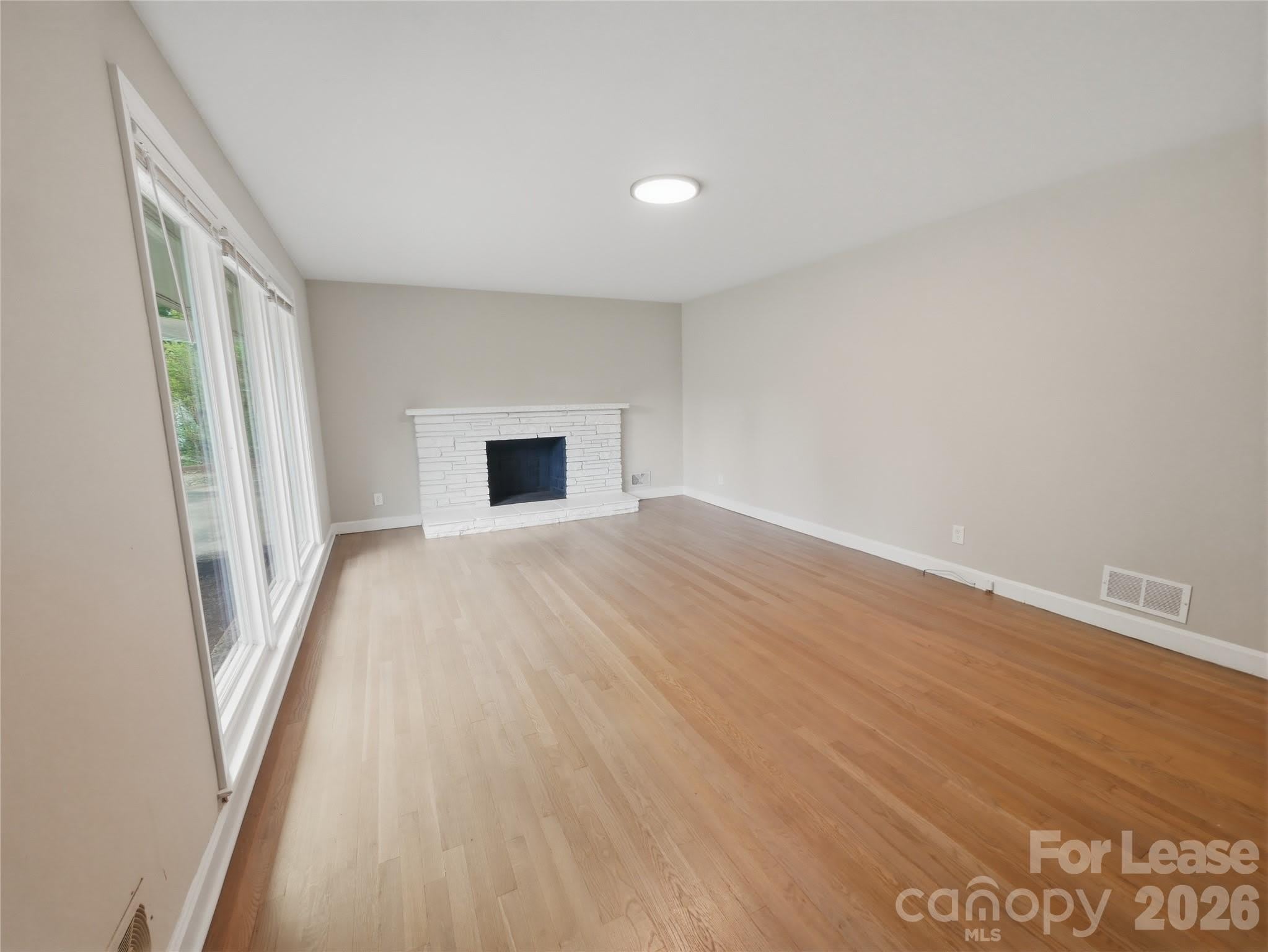 765 8th Avenue Drive SE – photo 4
