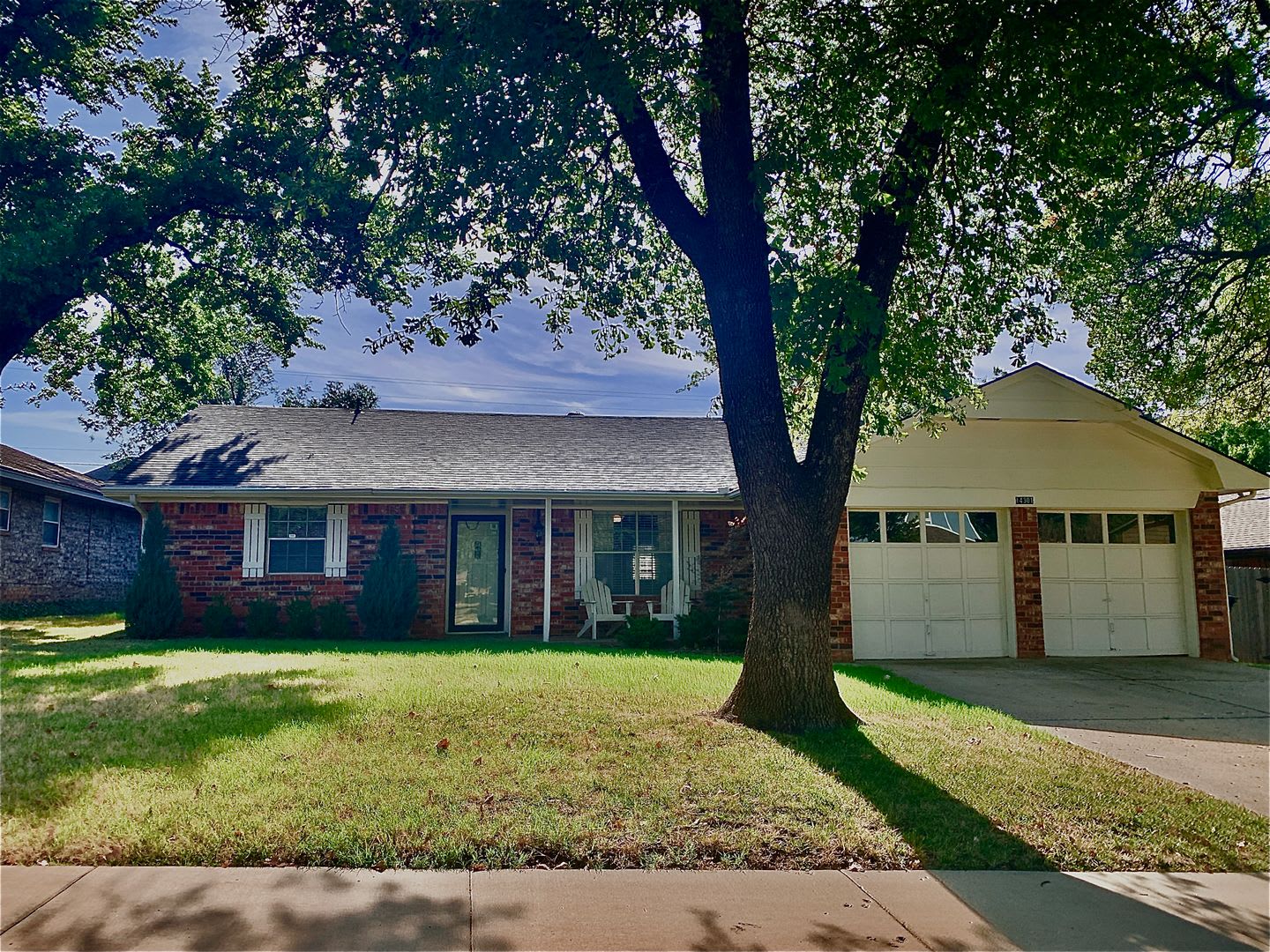Updated Home In East Edmond Edmond Schools 3 Bedrooms – photo 2