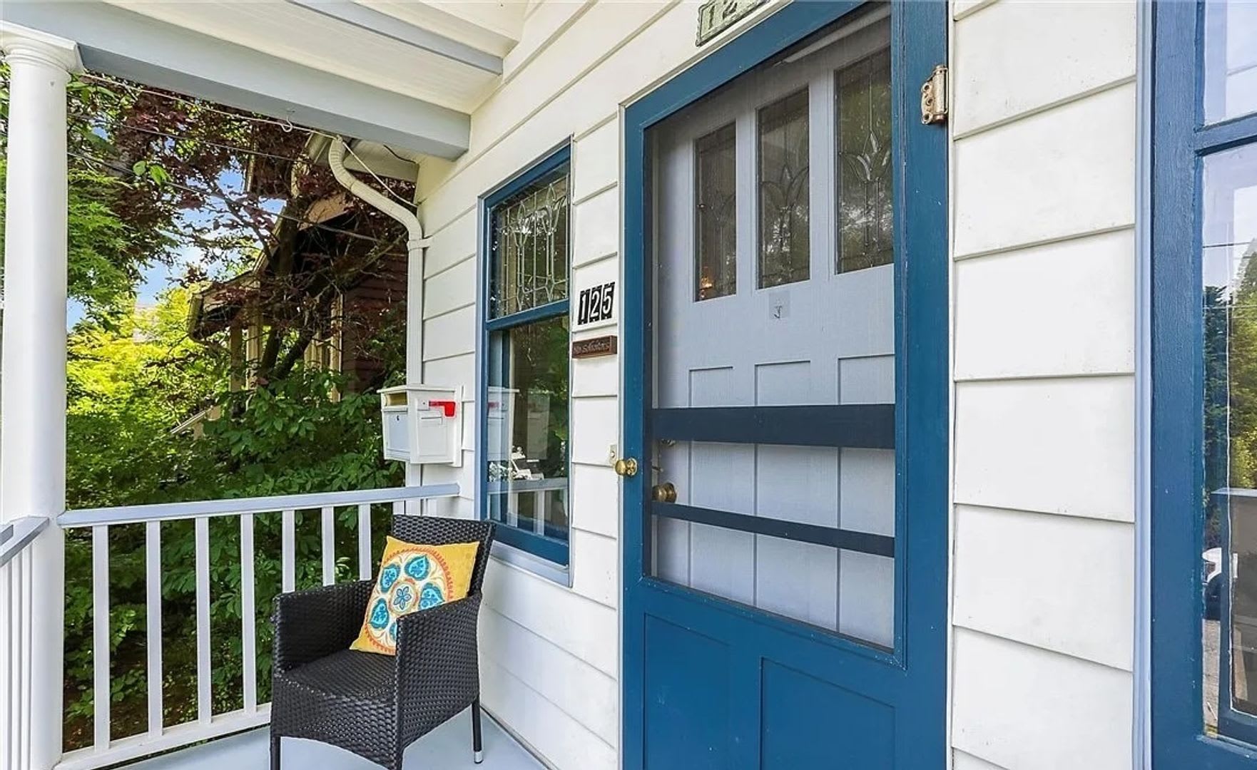 Quintessential Greenlake 4 Bed 3 Bath Home – photo 3