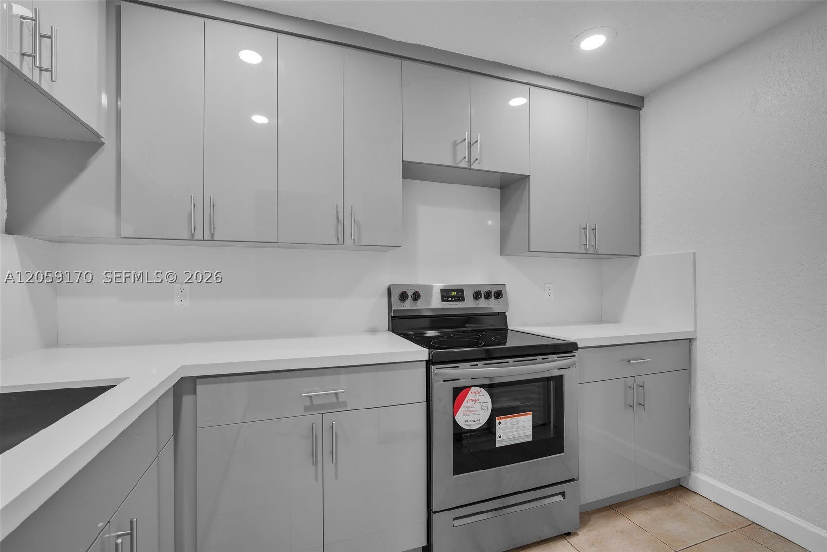 10015 NW 4th St – photo 3
