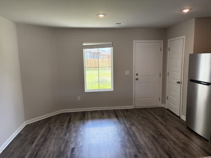 4020 Ryan Drive Southwest – photo 3