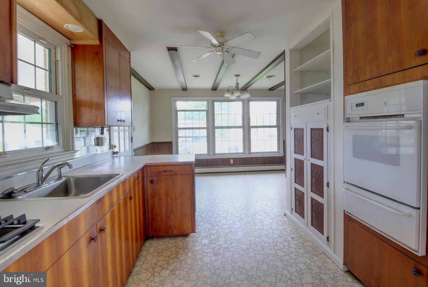 113 THORNTON CT – photo 3