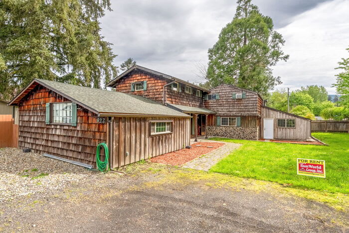 922 1st Avenue Southwest – photo 2