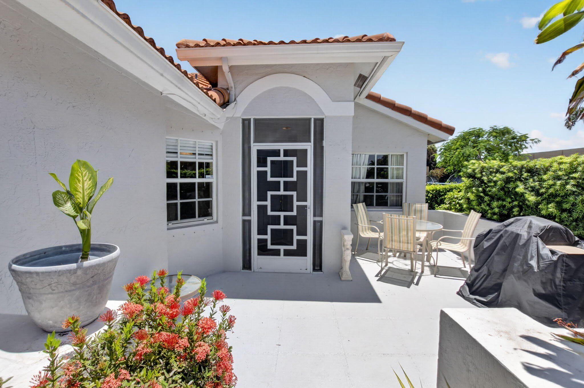 8108 SUMMER SHORES Drive – photo 2