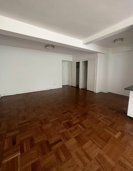 225 E 69th St – photo 3