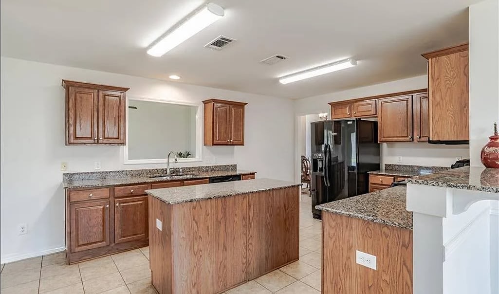 1375 SELBY PHILLIPS DR – photo 5
