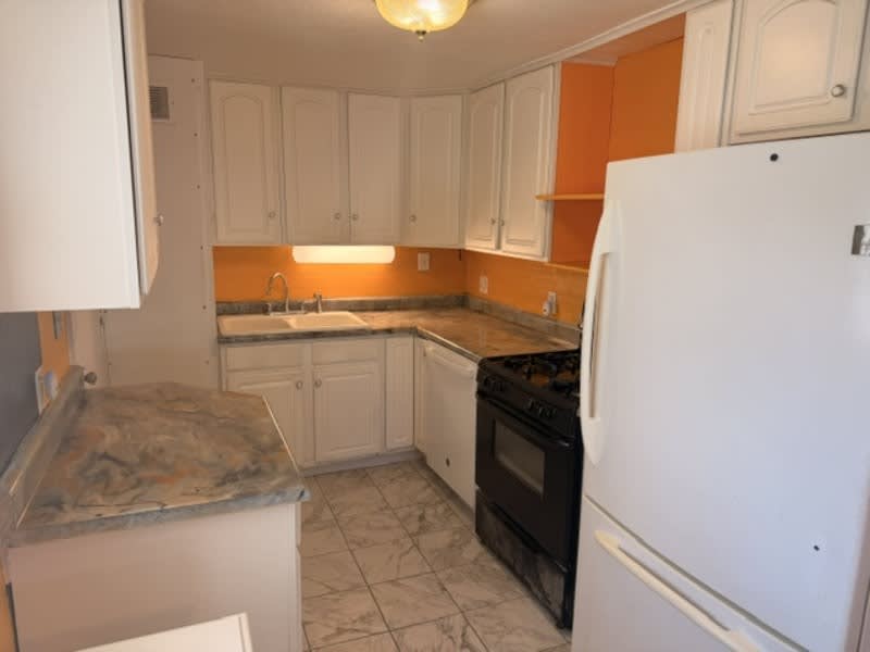 2635 Desmet Drive – photo 4