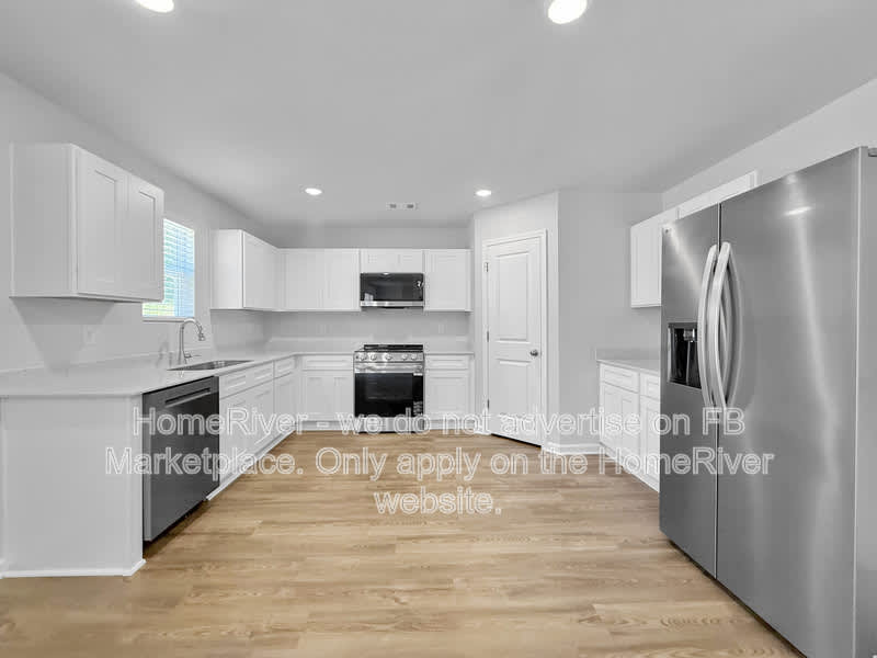 483 Sundown Dr – photo 2