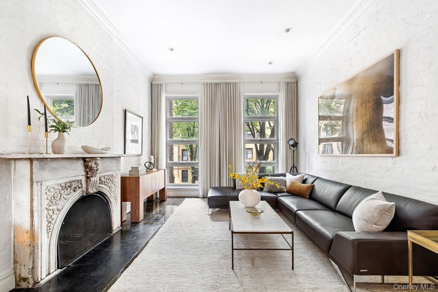 262 W 25Th Street – photo 1