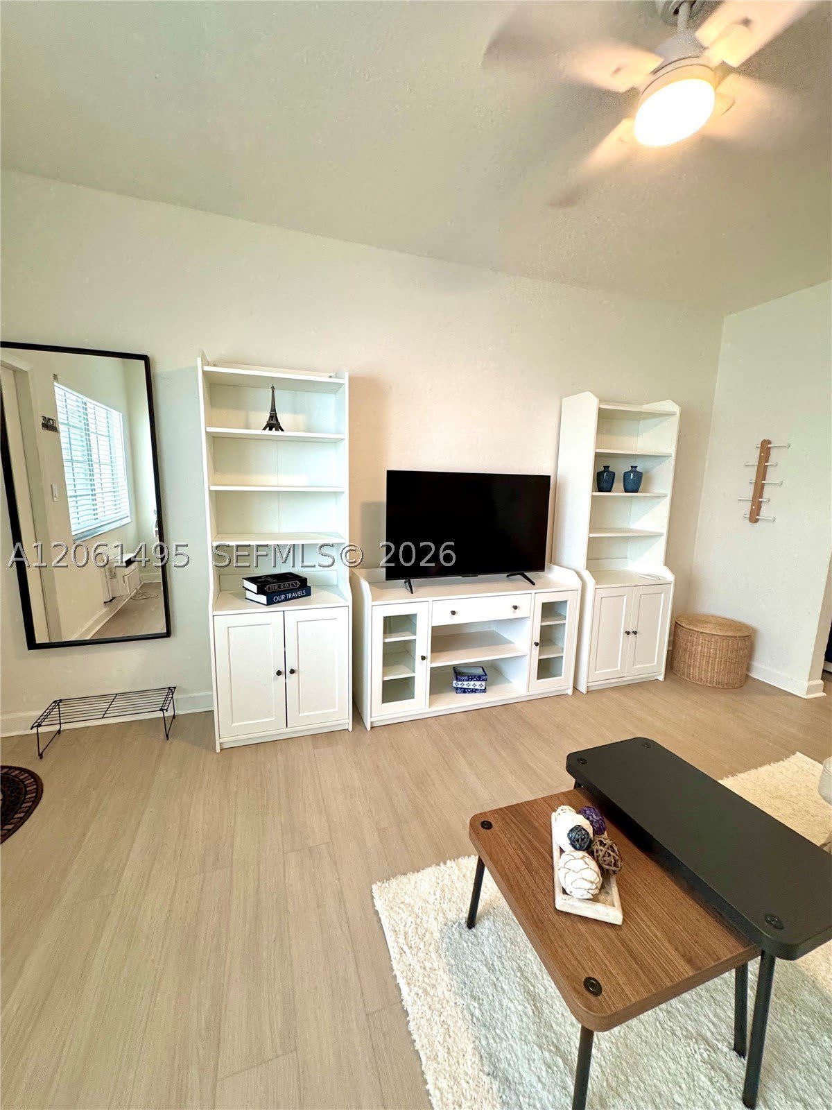 1561 Lenox Ave – photo 3