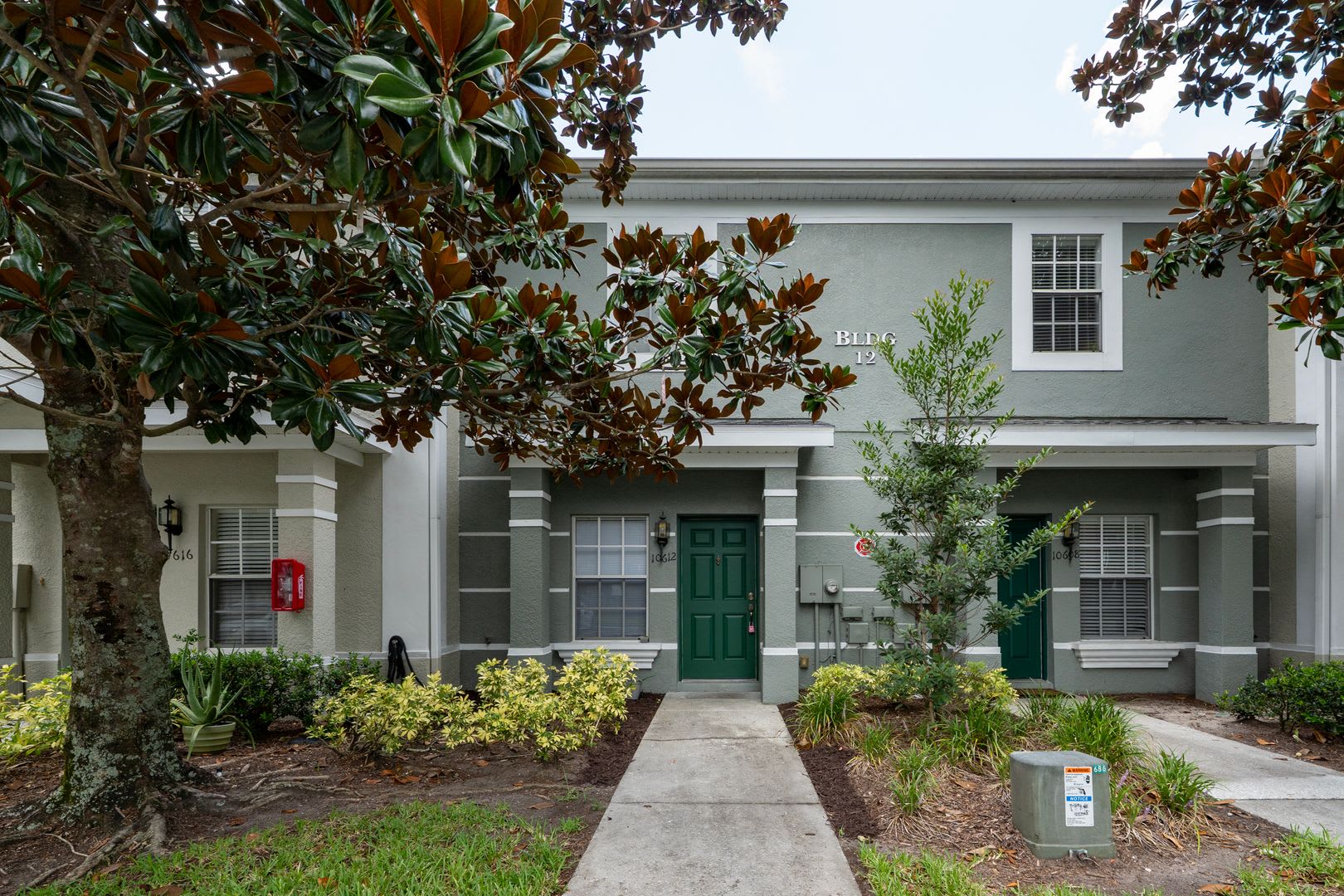 2 Bedroom /2.5 bathrooms Town House. Just few minutes from Medical City. – photo 2