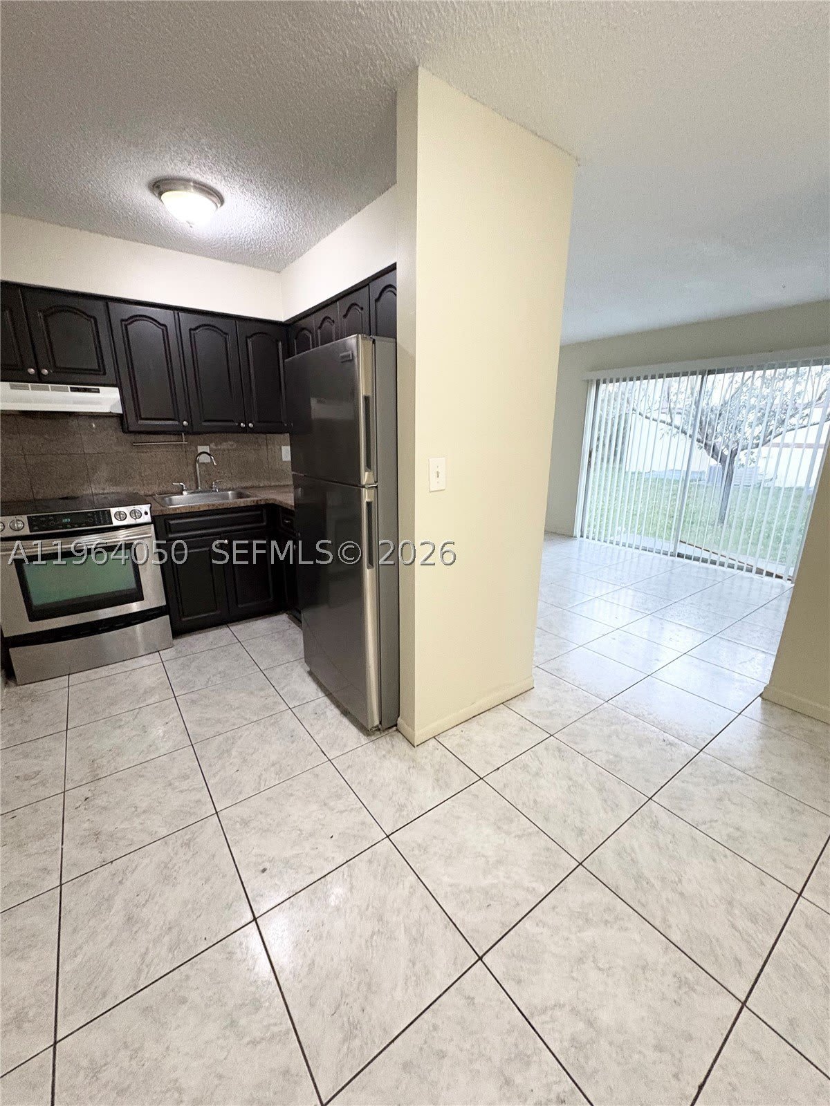 813 Sw 10Th St – photo 4