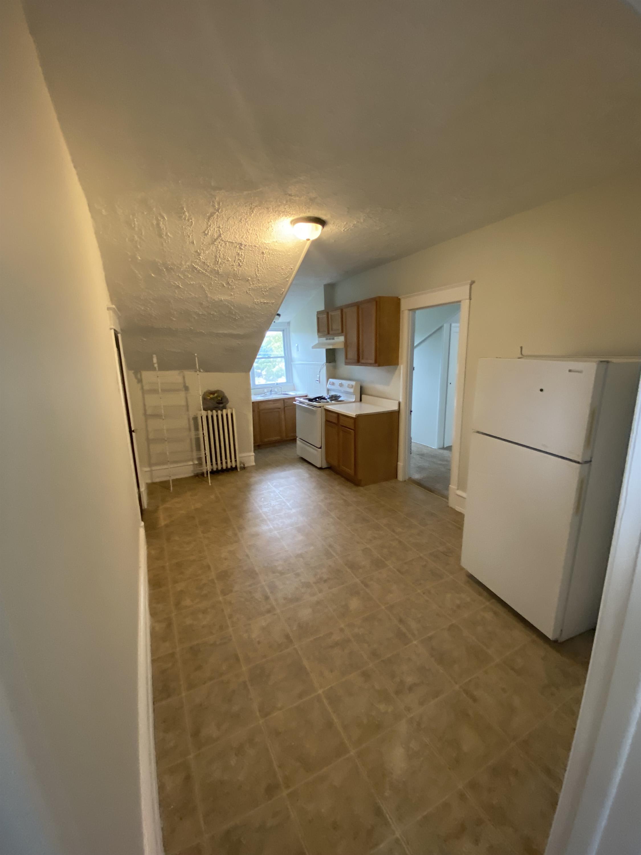 1 Weimoor Court – photo 2