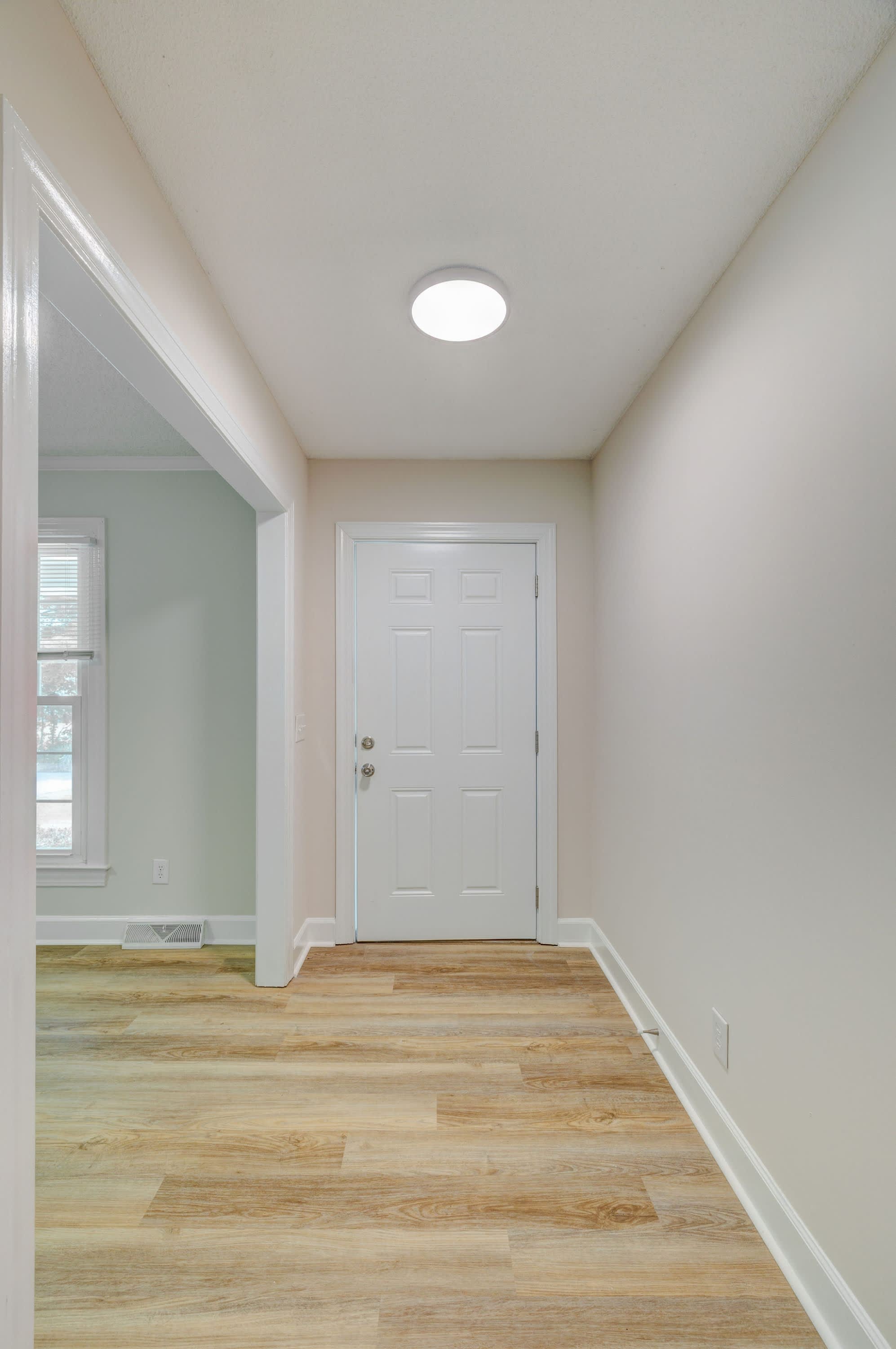 617 Windemere Road – photo 5