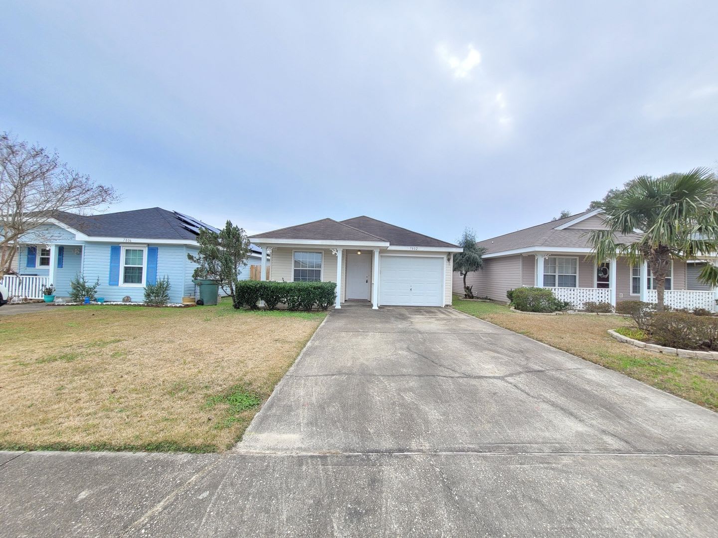 7802 Heirloom Dr Pensacola Move In Special Half Off Your First Full Month S Rent – photo 5