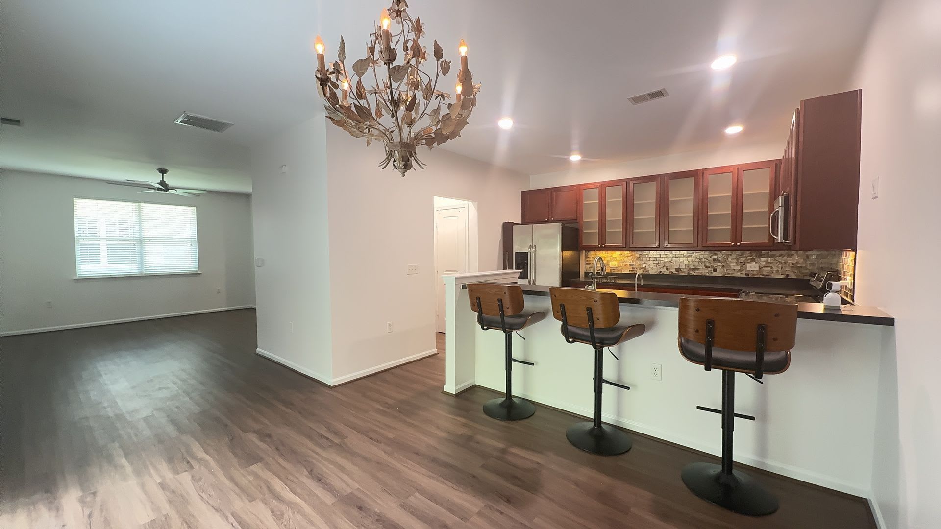 Recently Renovated 3 Bedroom Condo In The Grove At The Arboretum – photo 4