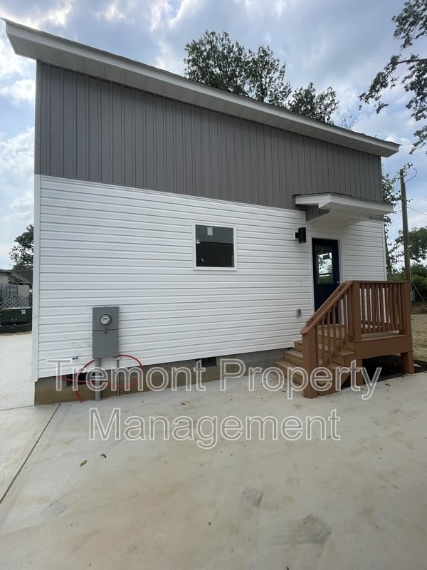 1948 Lynnbrook Avenue ADU – photo 1