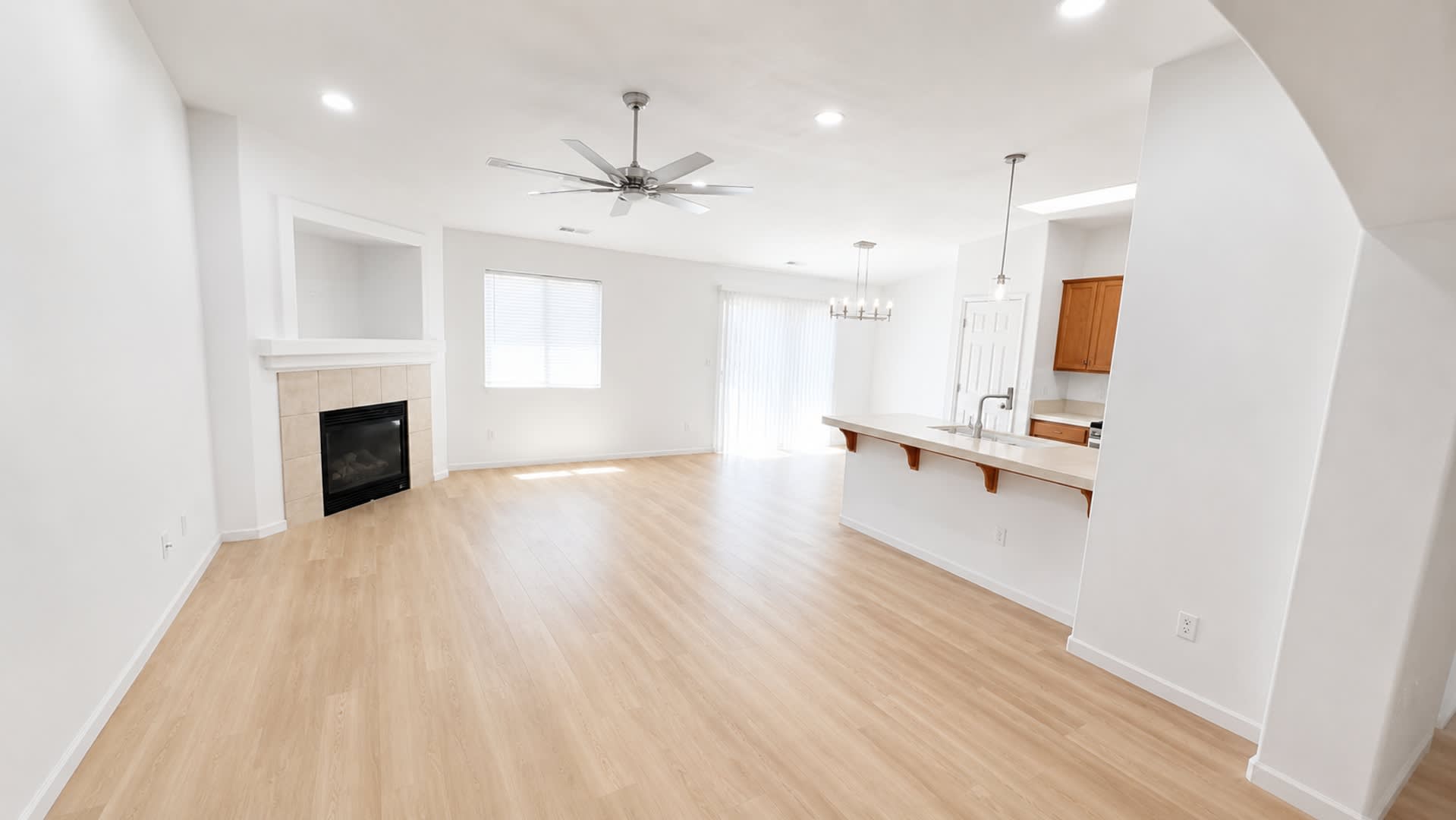 1885 Picadilly Lane – photo 4