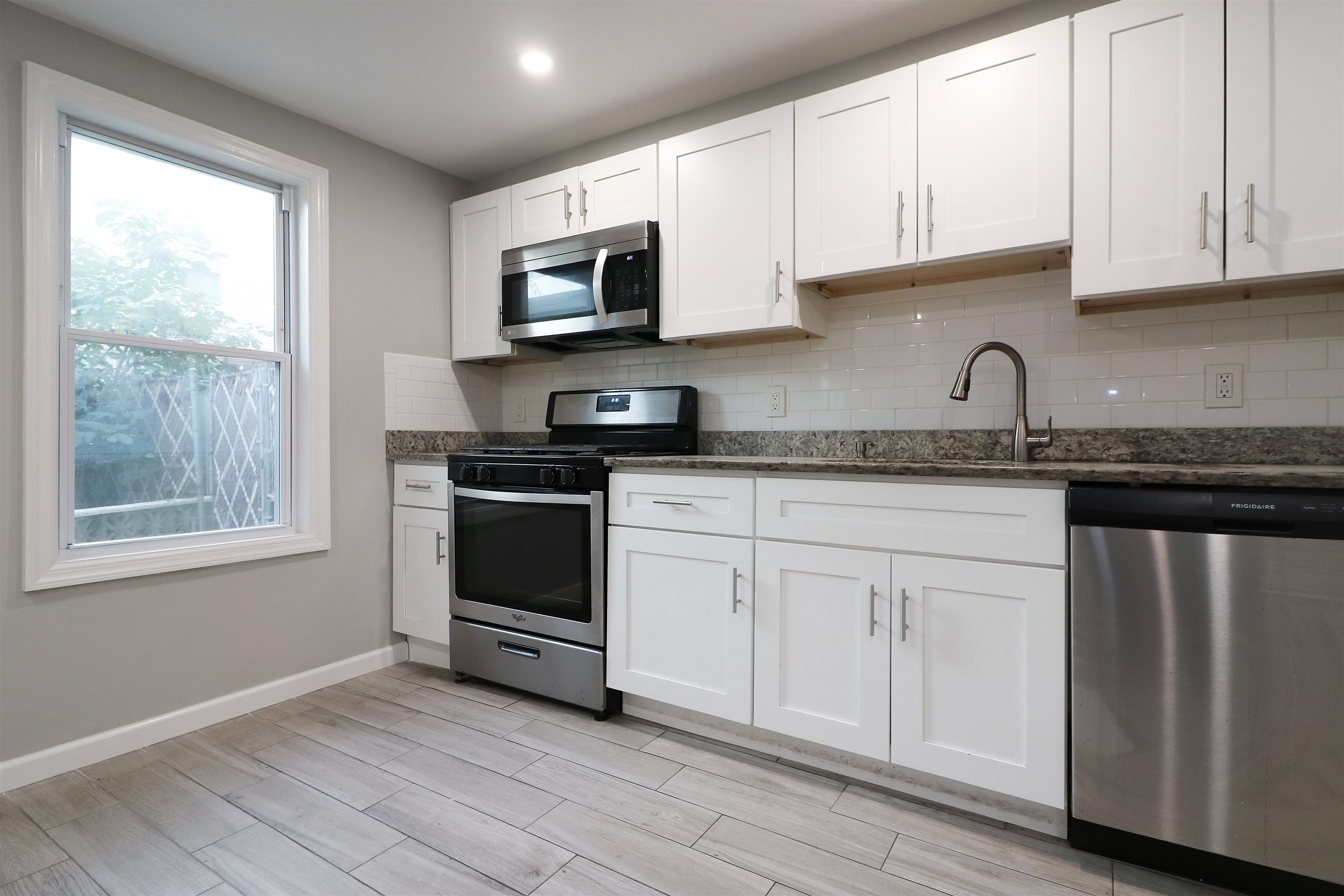 1620 Palisade Ave – photo 2