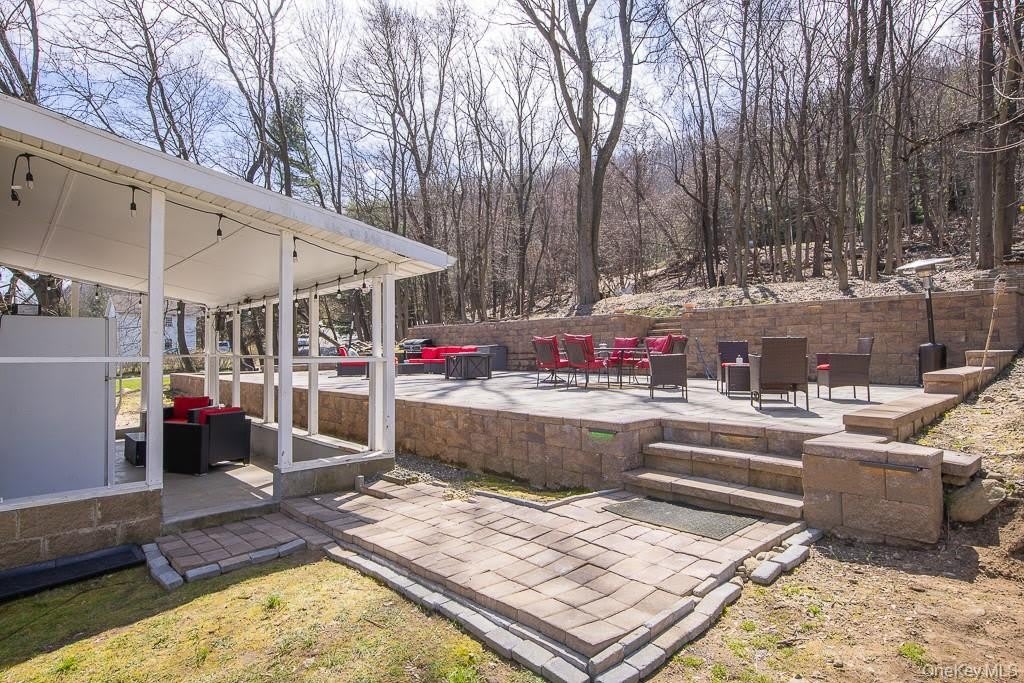 325 Westside Avenue – photo 5
