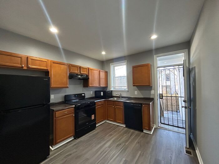 790 North Madeira Street – photo 2
