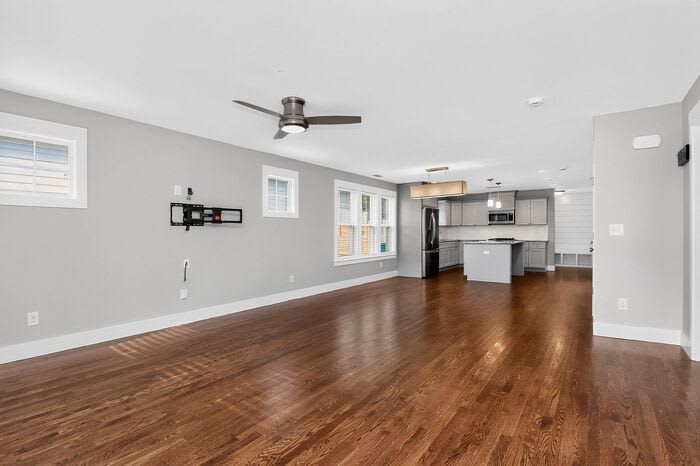 2323 Arden Street – photo 4