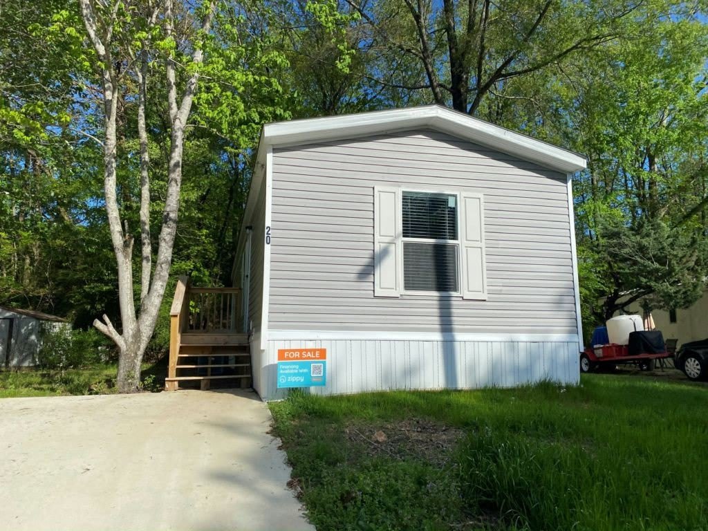 400 N Carson Road – photo 1