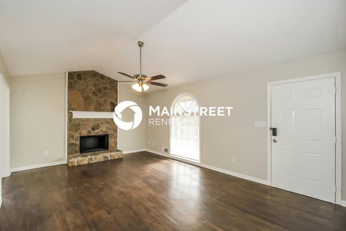 33 Sweetwater Drive – photo 2