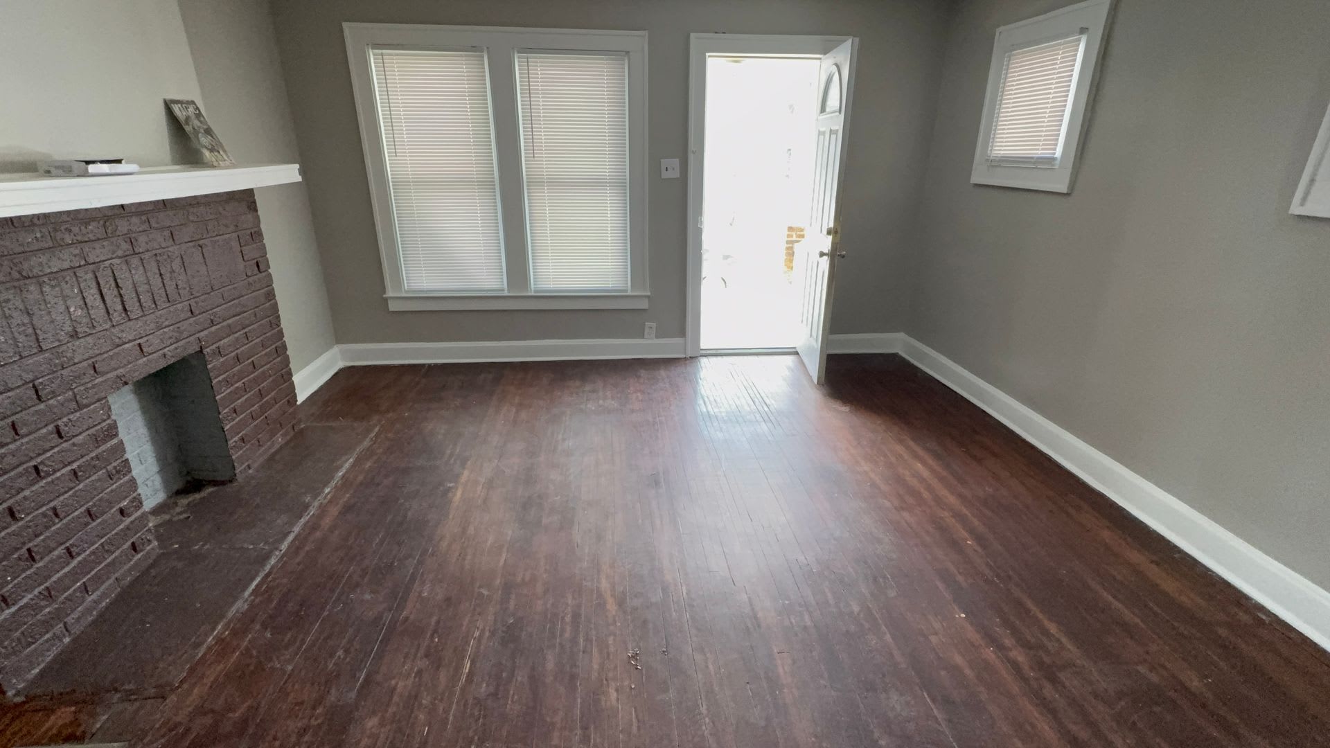 954 Heyl Ave. – photo 4