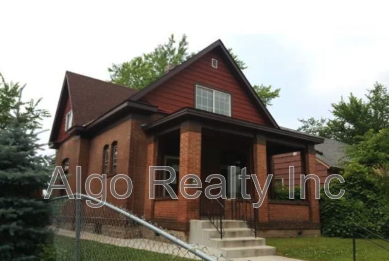 3119 James Ave N – photo 2