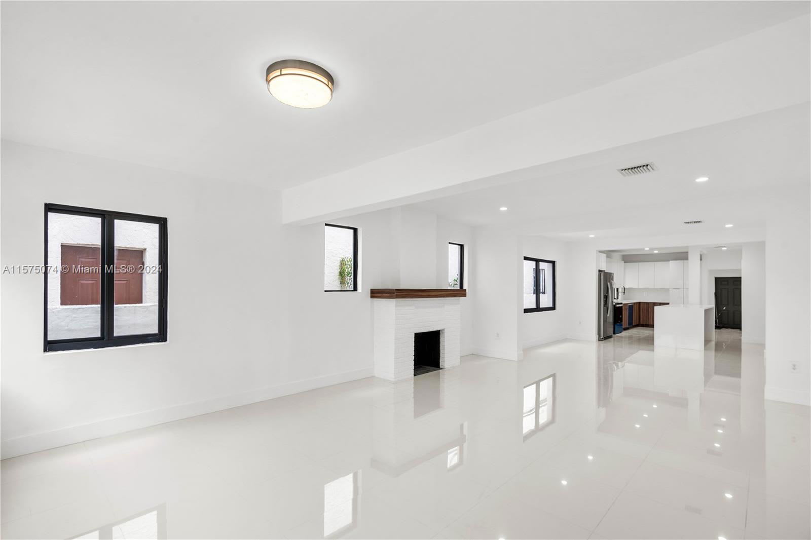 1687 Southwest 11th Street – photo 3