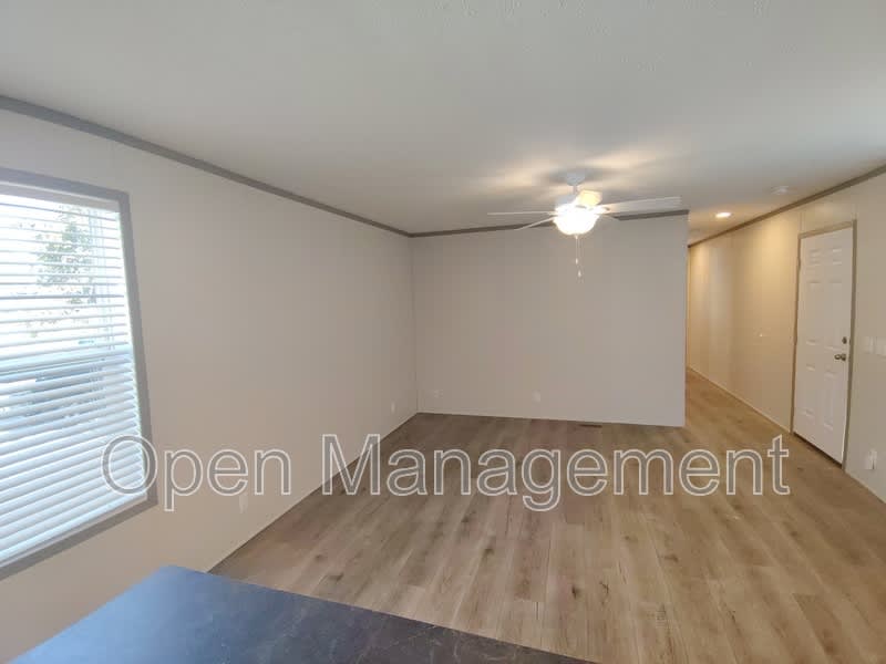 52 Marcus Drive – photo 2