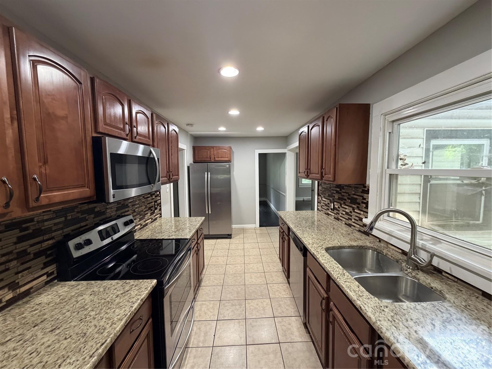 449 N Center Street – photo 2
