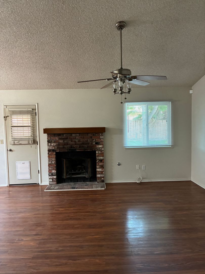 3 Bedroom 2 Bath Home – photo 3