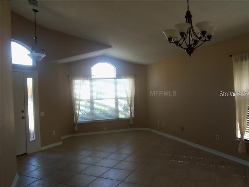 2661 RUNYON Circle – photo 2