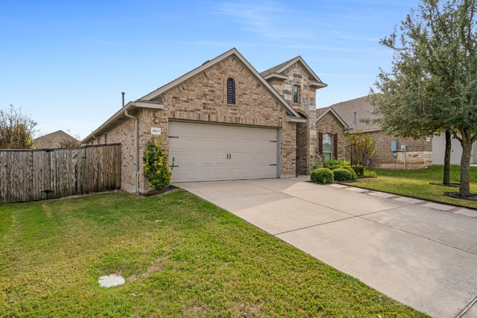 2923 Bluffstone Drive, Round Rock, TX 78665 – photo 2