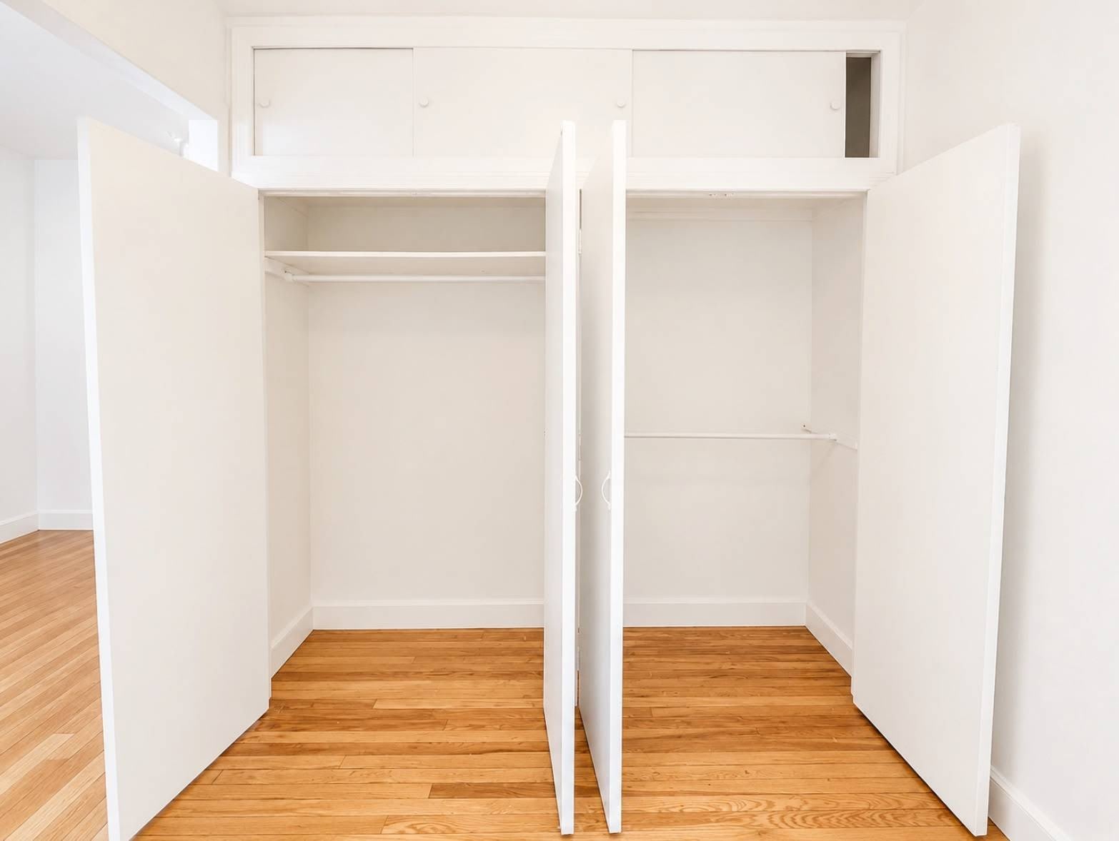 72-45 60th Lane – photo 3