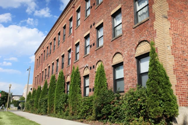 Landmark Court – photo 1