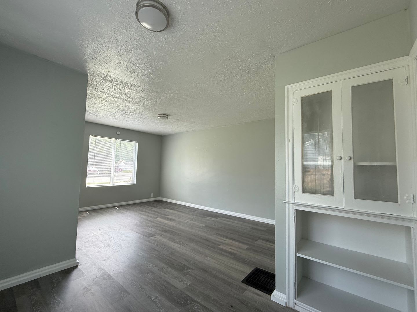 1 Bedroom 1 Bathroom Duplex Apartment – photo 4
